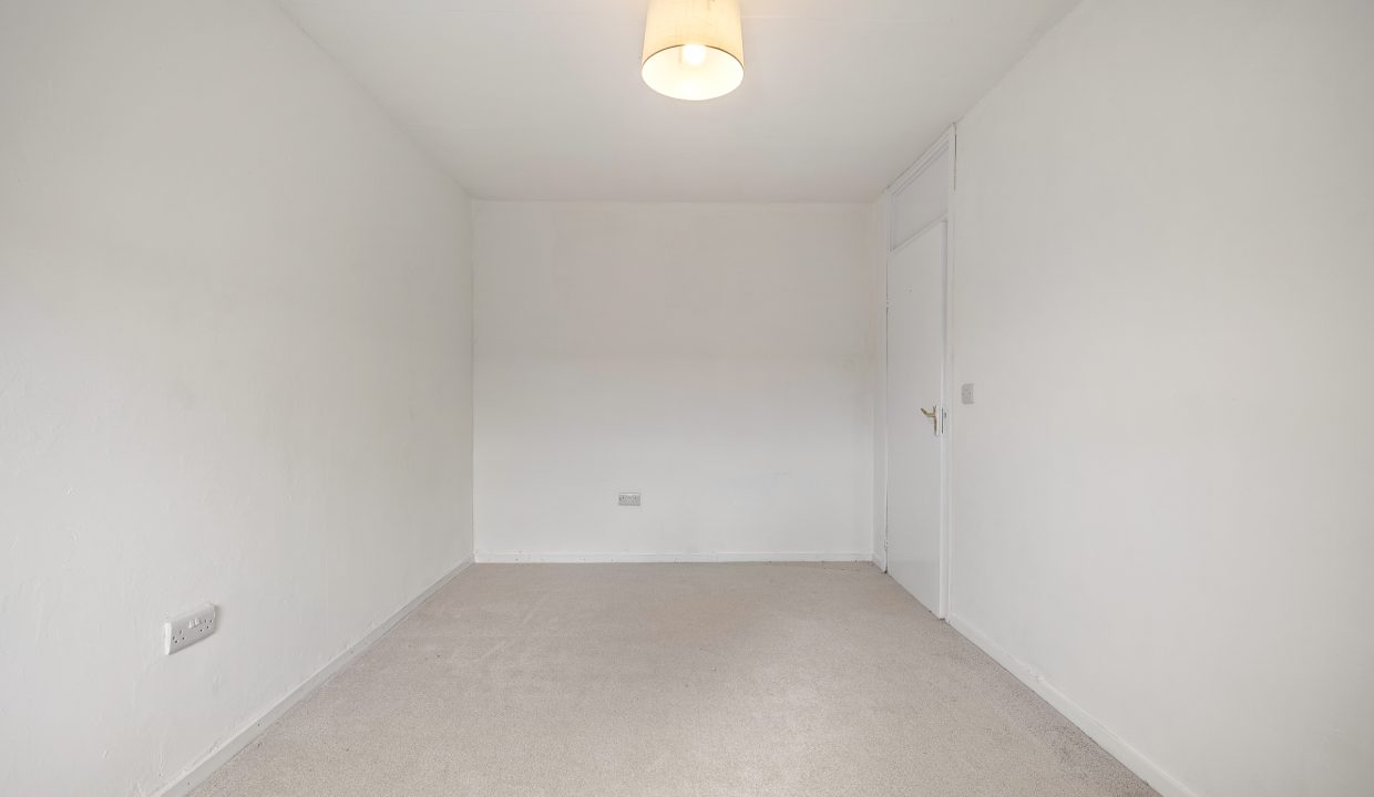 92 Silverheights Avenue - interior-16