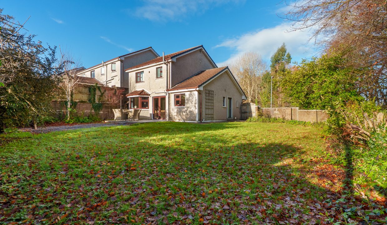 25 Woodbrook, Glanmire Court - exterior-14