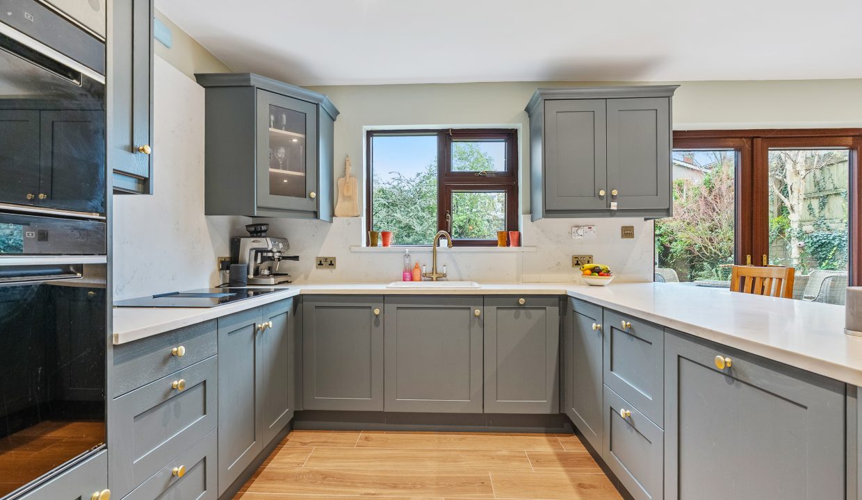 25 Woodbrook, Glanmire Court - interior-12