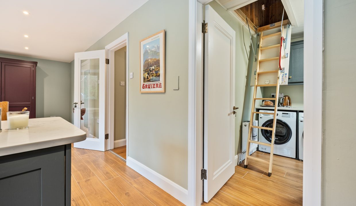 25 Woodbrook, Glanmire Court - interior-19