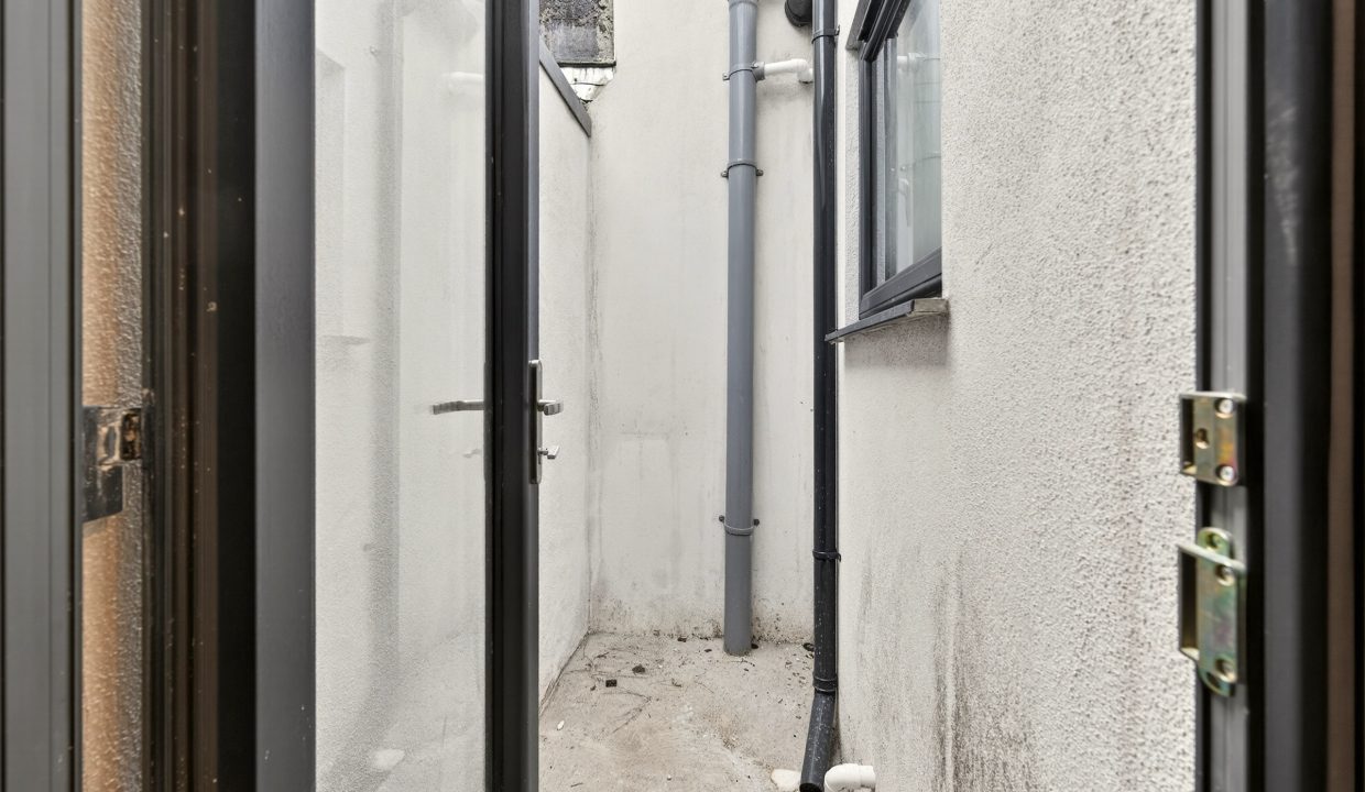 6 Dominics Terrace, Crosses Green - ERA - H-Pix WEB 24