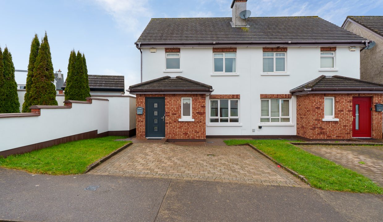 1 Farm Lane, Manor Farm - exterior-4