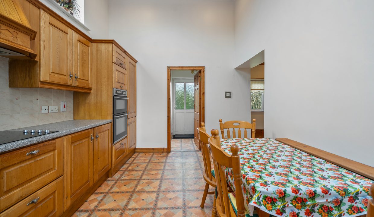 10 Huggardsland - interior-11