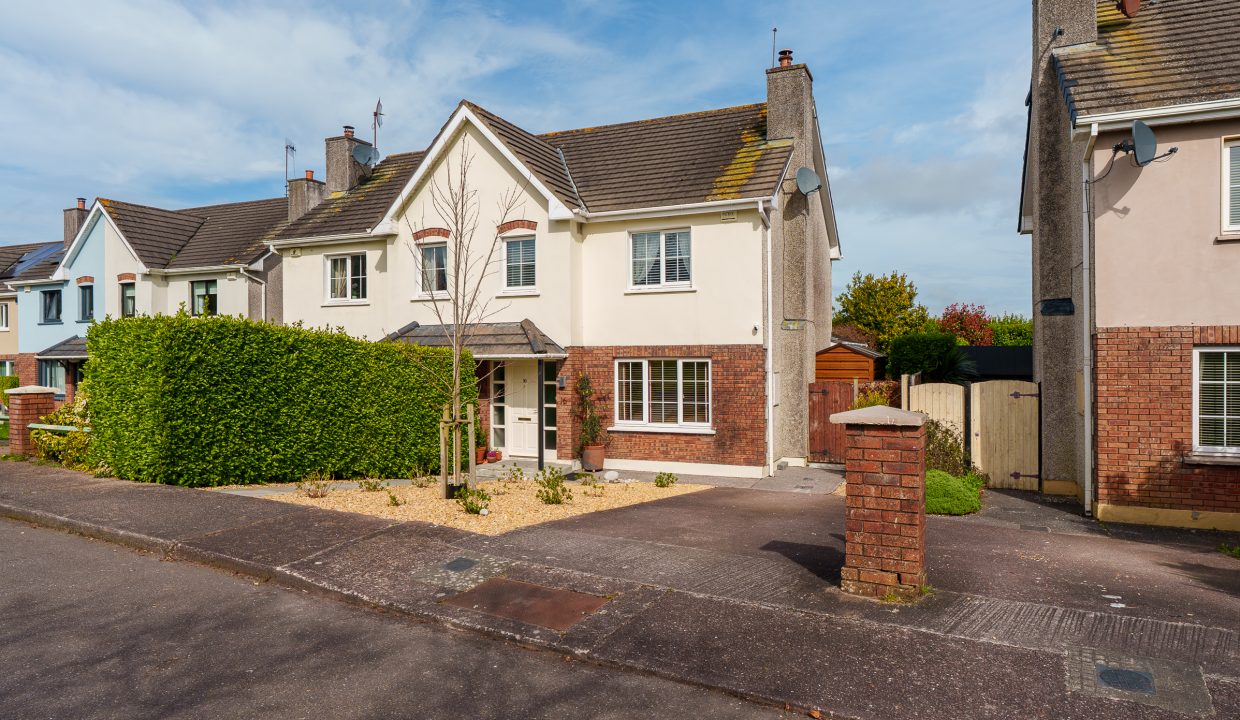 16 Avondale Court - exterior - (11)