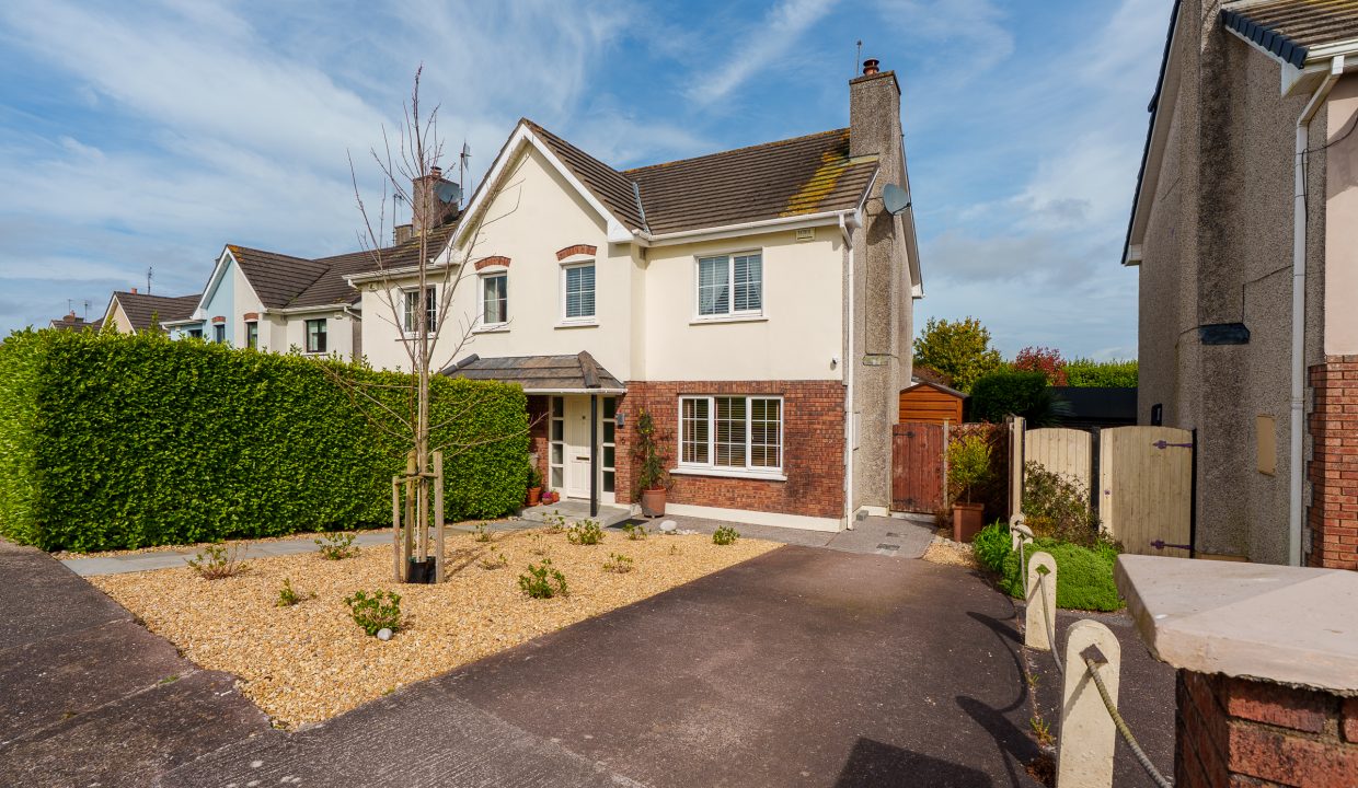 16 Avondale Court - exterior - (12)