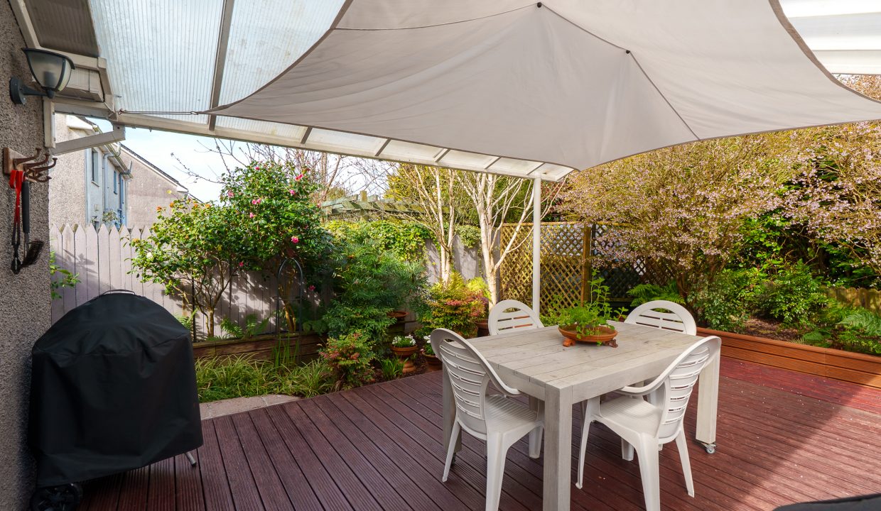 16 Avondale Court - exterior - (8)