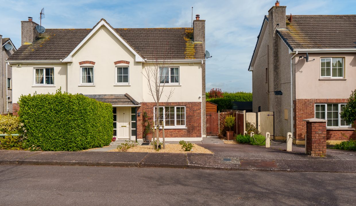 16 Avondale Court - exterior - (9)