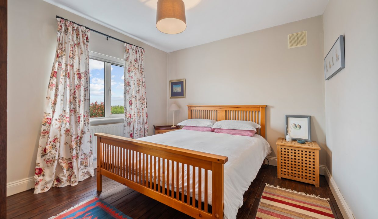 16 Avondale Court - interior-21