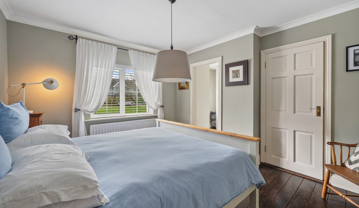 16 Avondale Court - interior-24