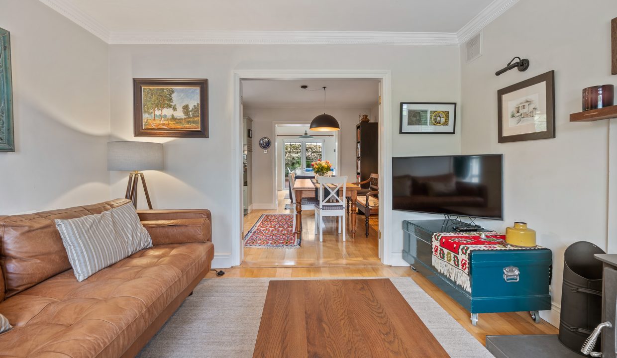 16 Avondale Court - interior-3