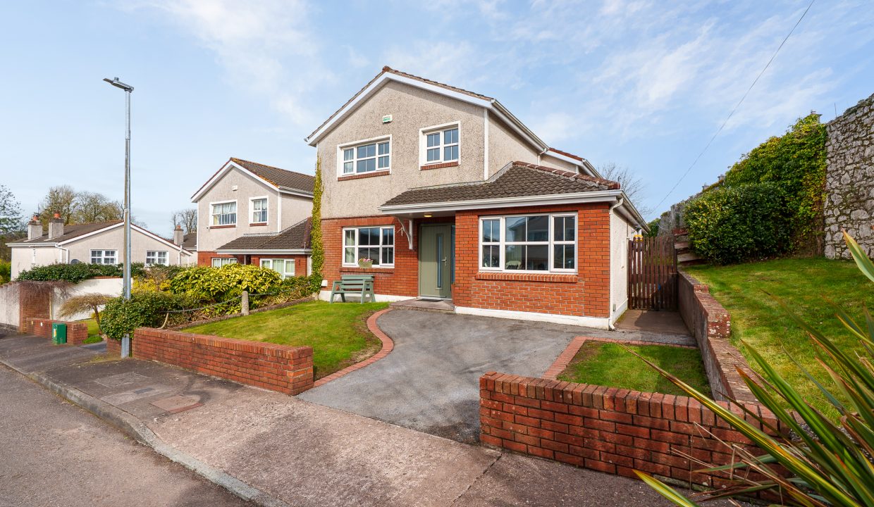 18 Chestnut Grove - exterior-2