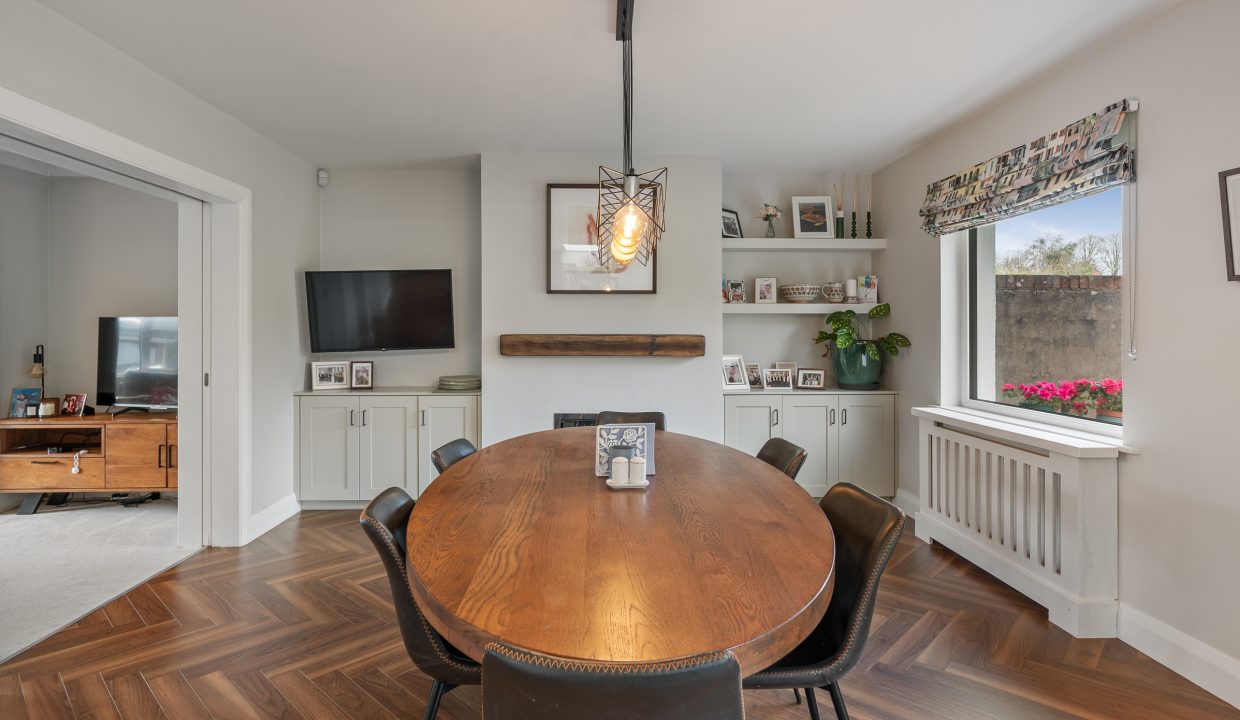 18 Chestnut Grove - interior-16