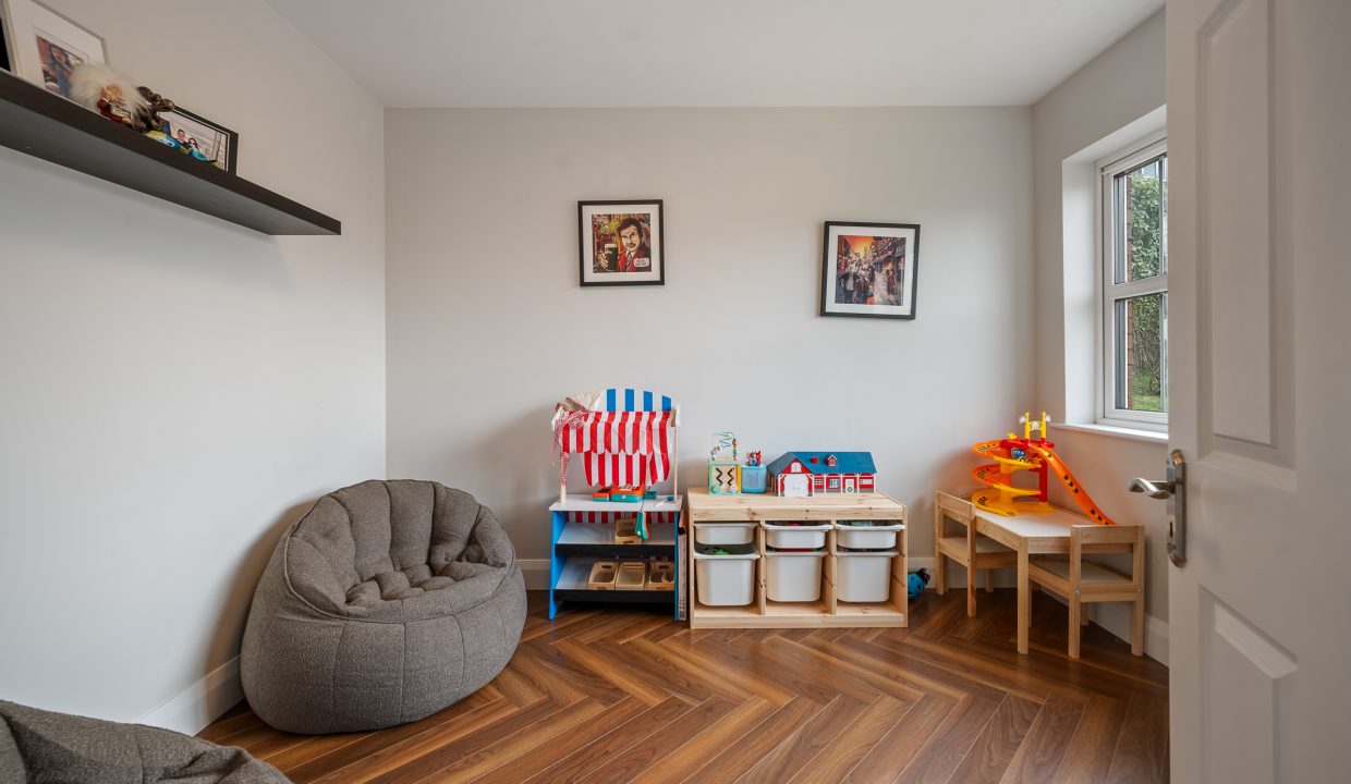 18 Chestnut Grove - interior-24