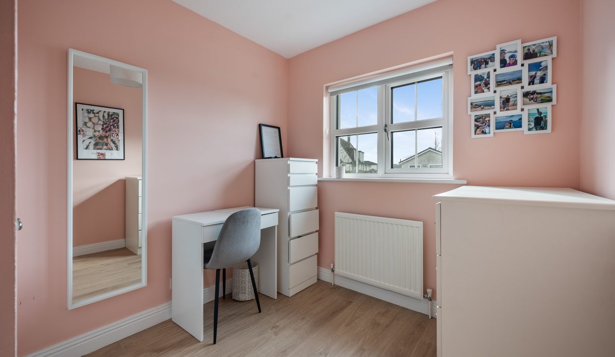 18 Chestnut Grove - interior-27