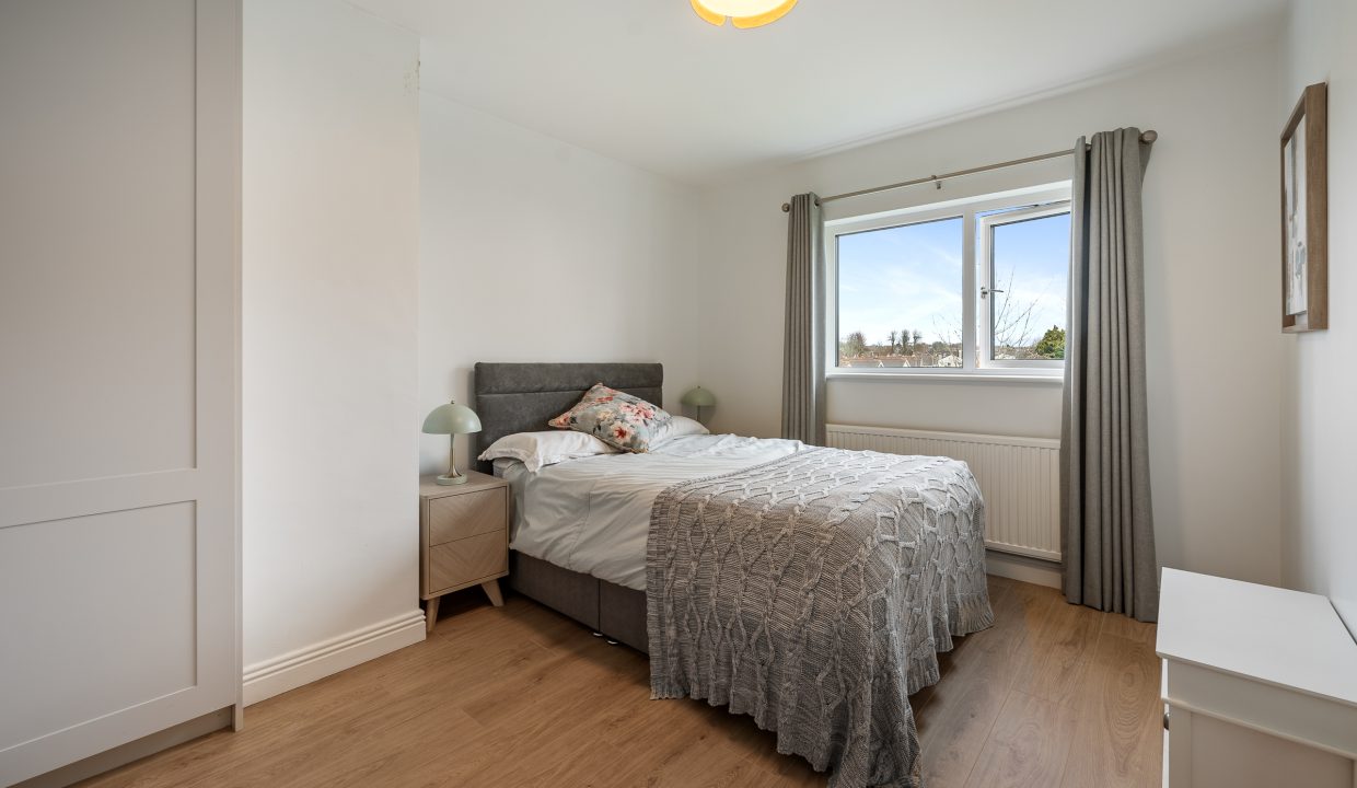 18 Chestnut Grove - interior-32