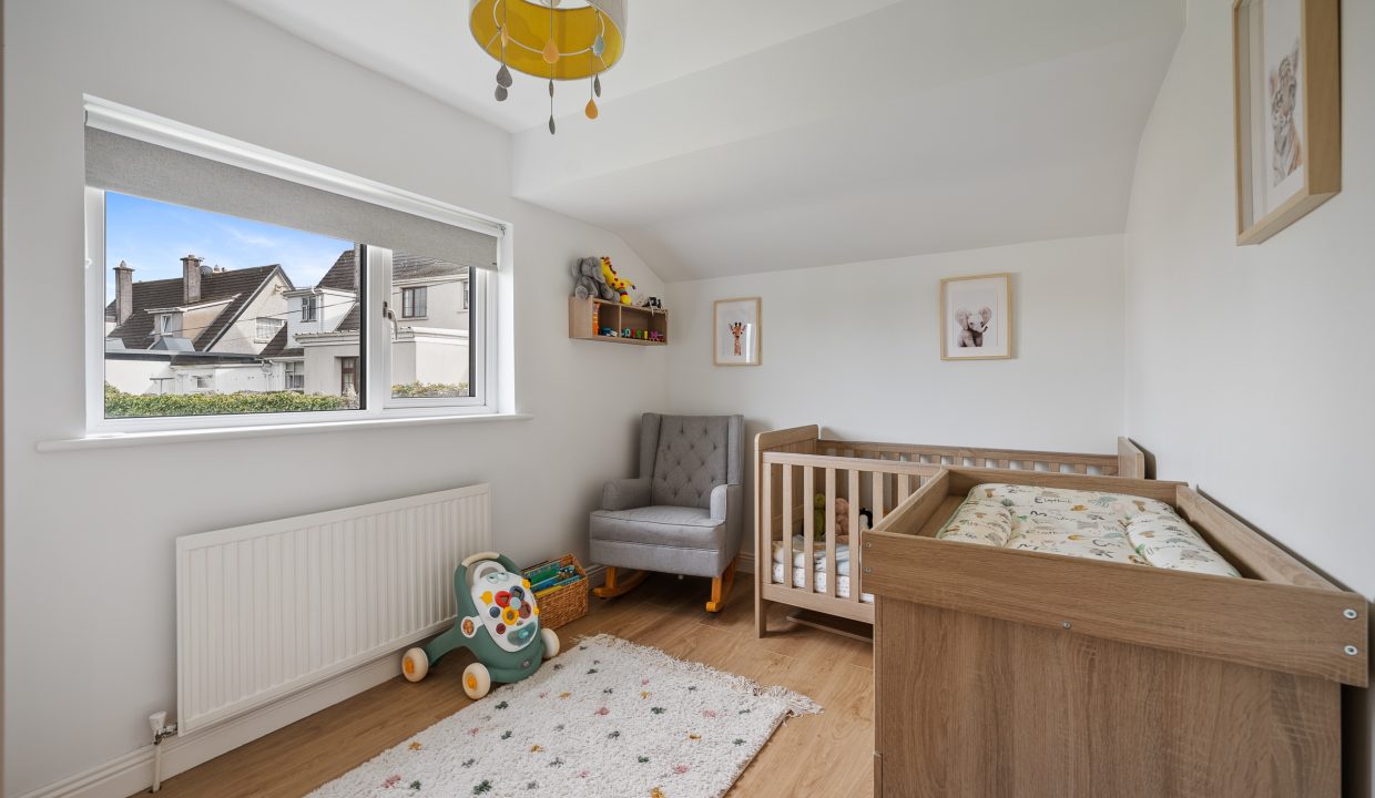 18 Chestnut Grove - interior-35