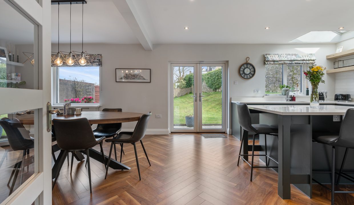 18 Chestnut Grove - interior-4