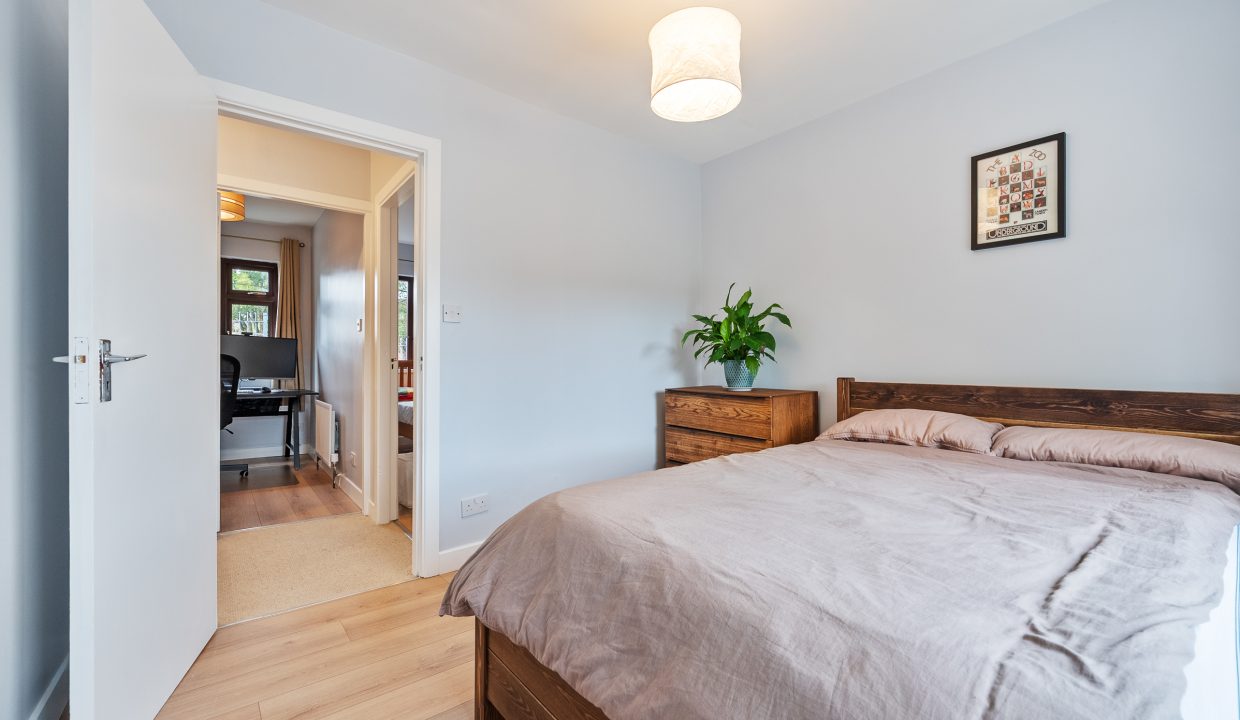 2 St Mary’s Avenue, Dillons Cross - interior-15