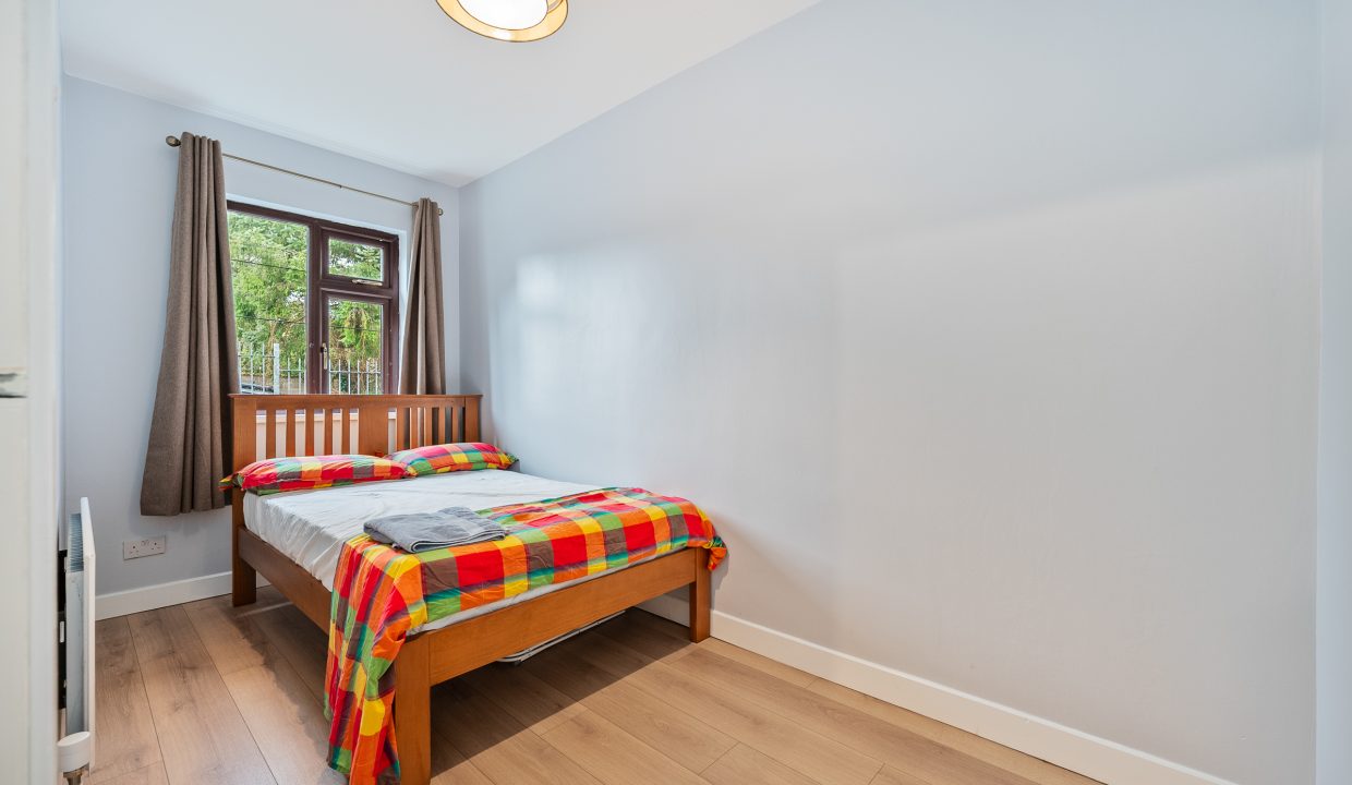 2 St Mary’s Avenue, Dillons Cross - interior-18