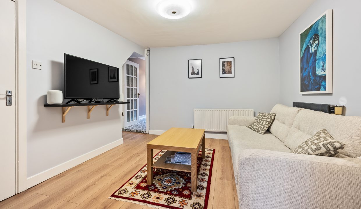 2 St Mary’s Avenue, Dillons Cross - interior-7