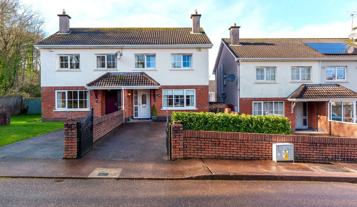 28 Marwood Ave - exterior-1