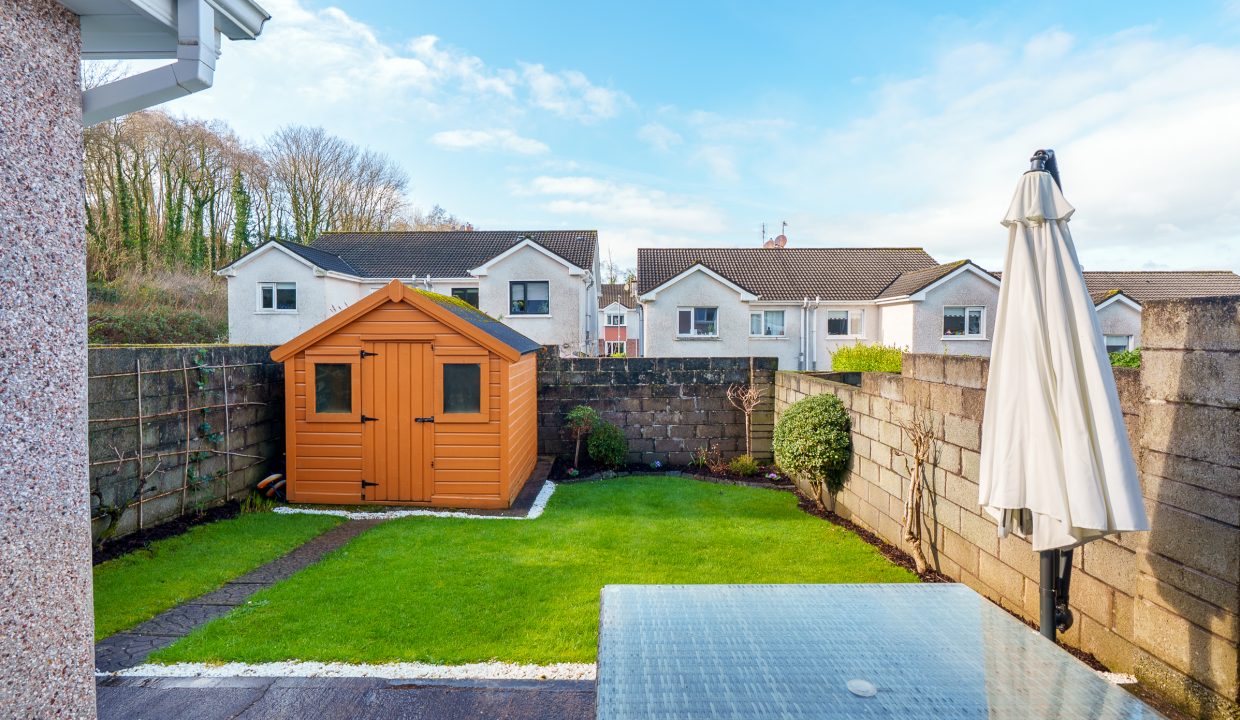 28 Marwood Ave - exterior-11