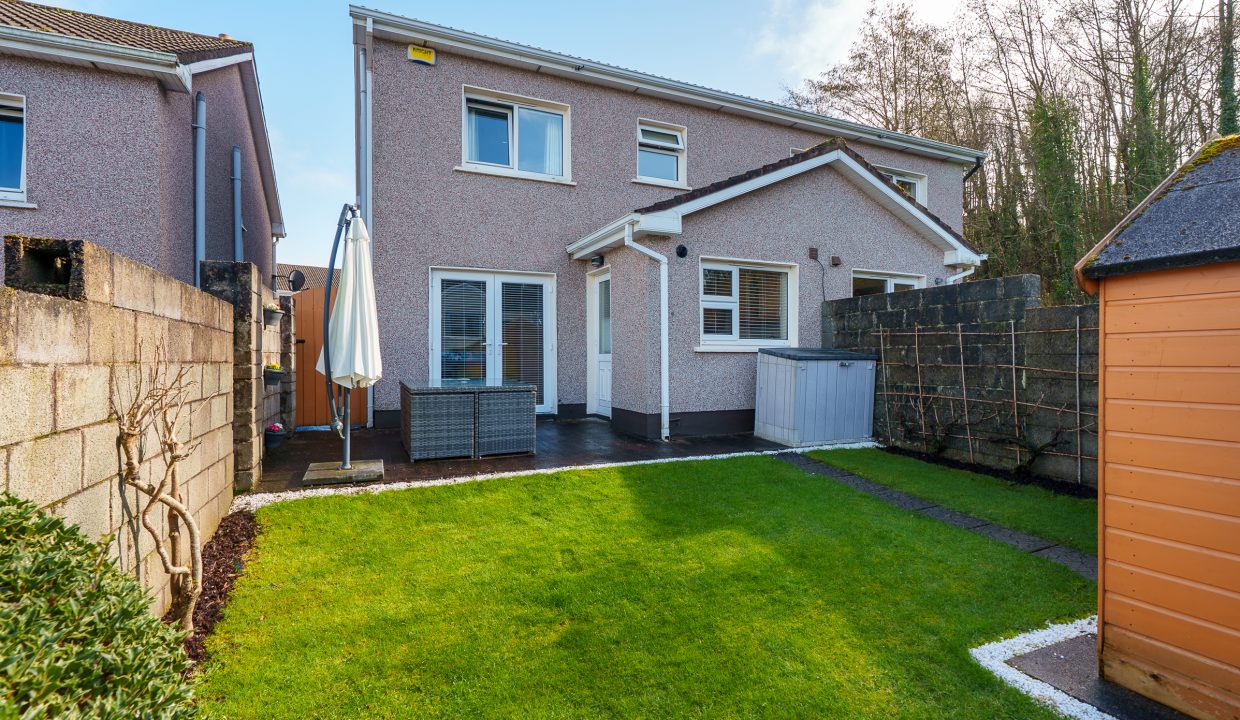 28 Marwood Ave - exterior-13