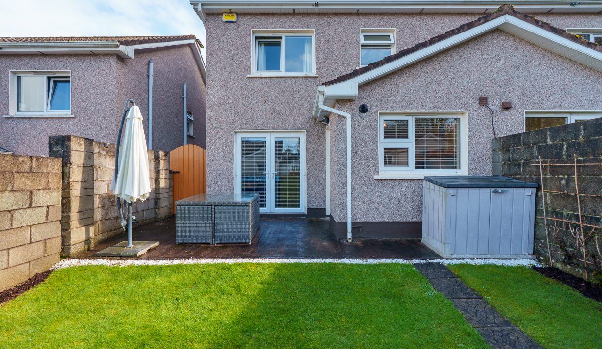 28 Marwood Ave - exterior-14