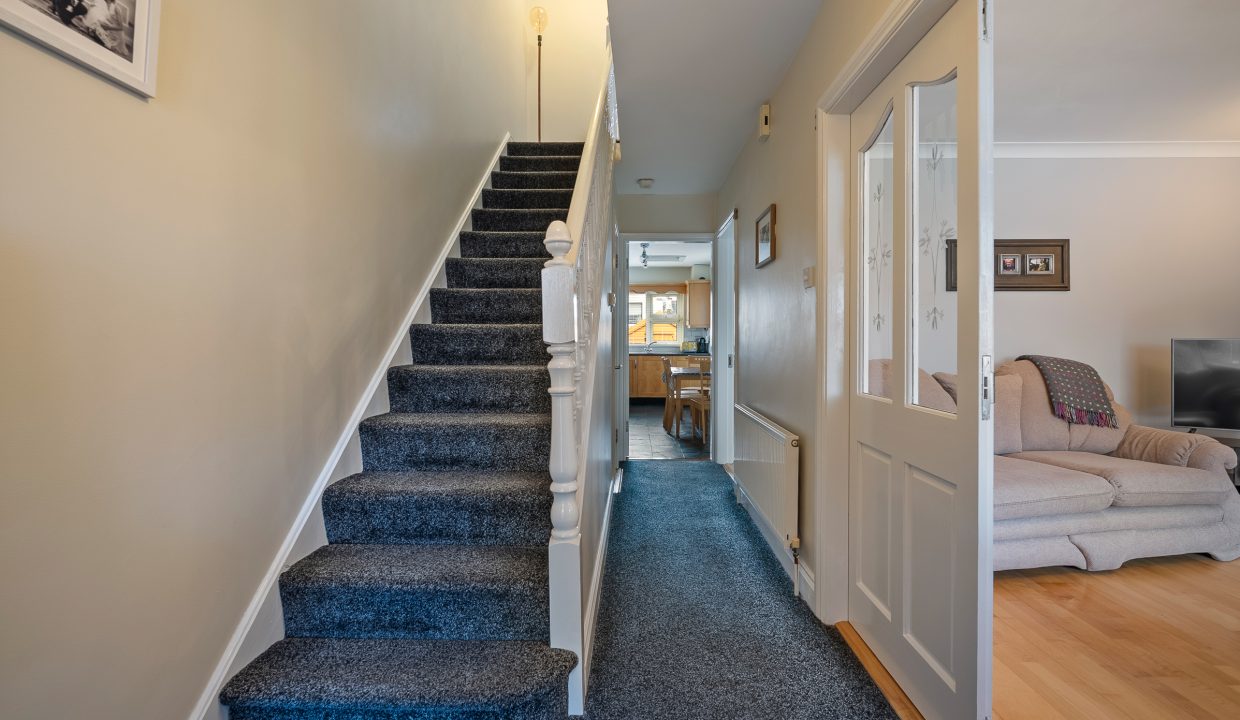 28 Marwood Ave - interior-1