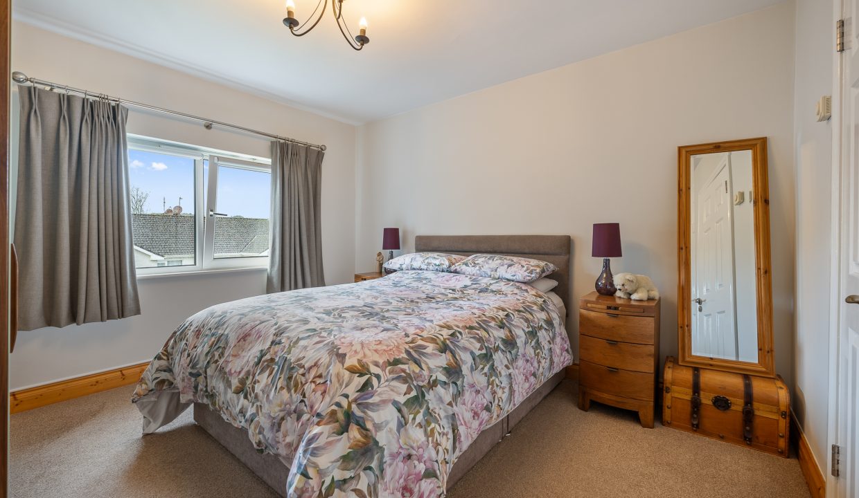 28 Marwood Ave - interior-18