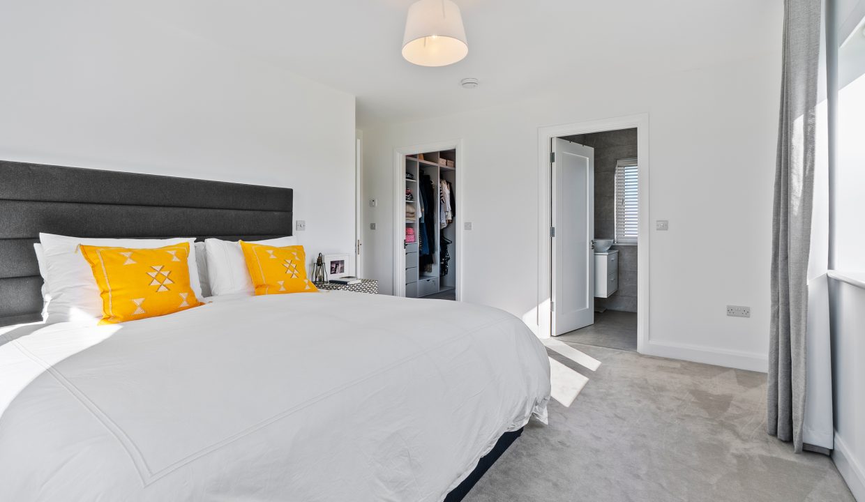 39 Earl_s Well, Waterfall - interior-50