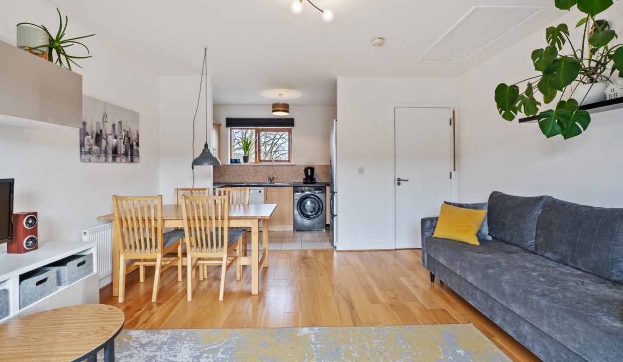 53 Blackrock grove - interior-16