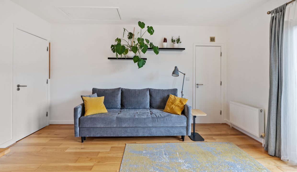 53 Blackrock grove - interior-17