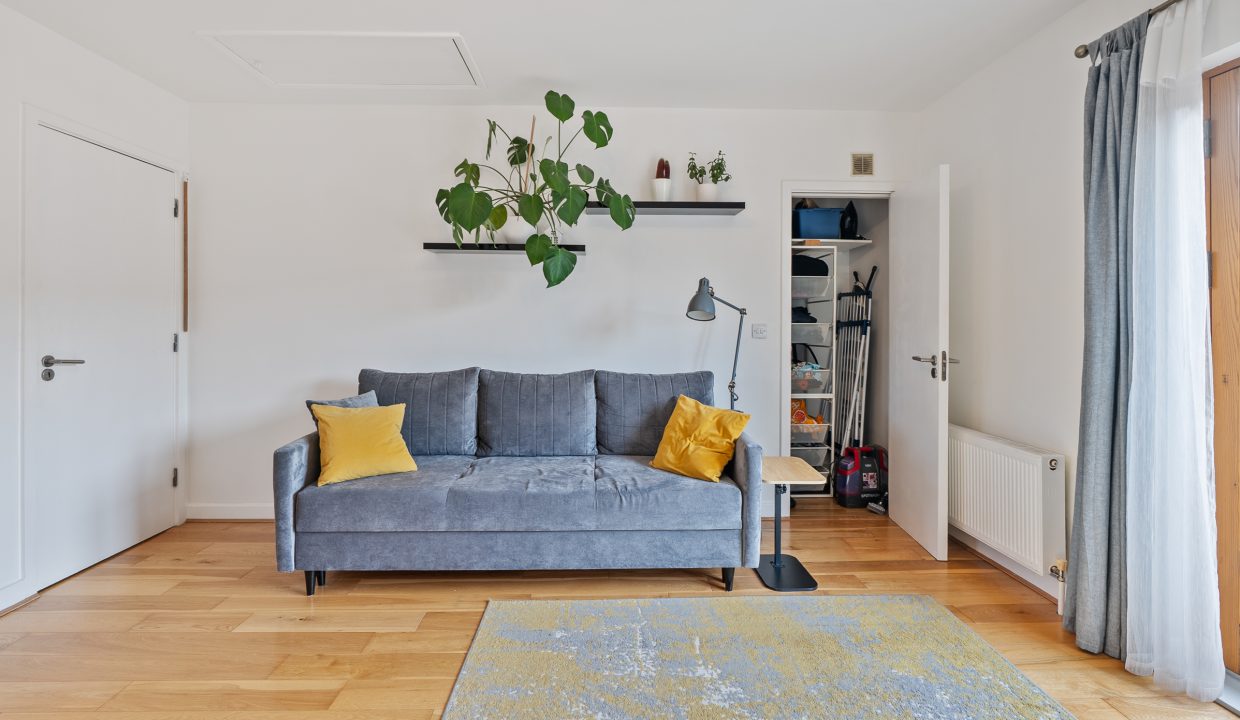 53 Blackrock grove - interior-18