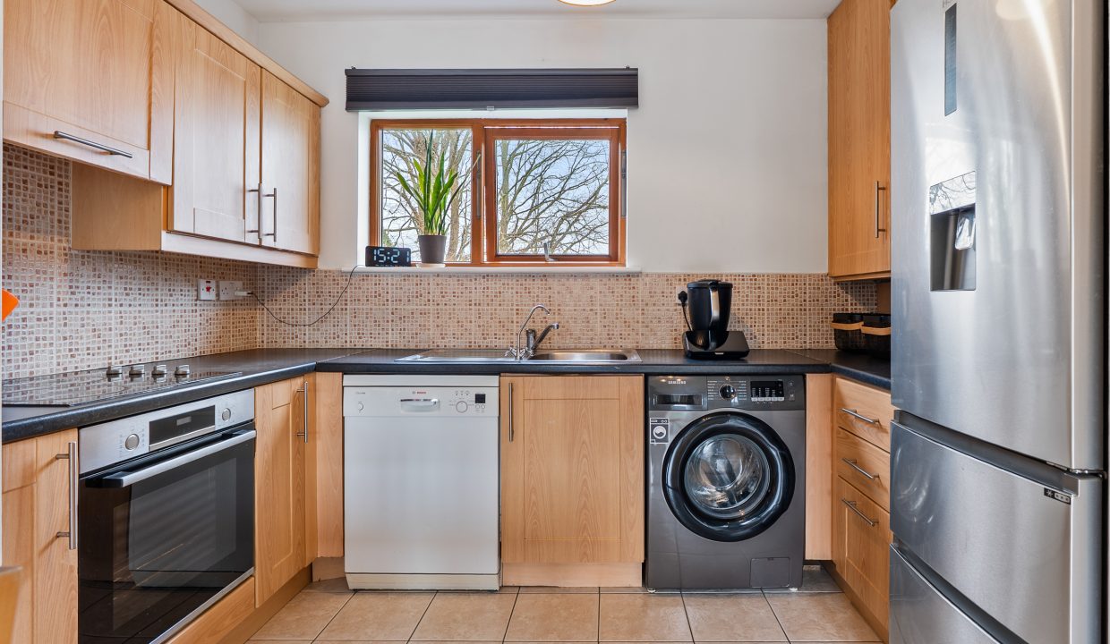 53 Blackrock grove - interior-20