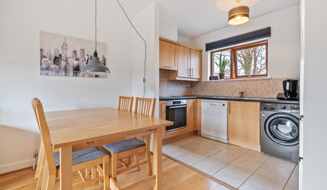 53 Blackrock grove - interior-21