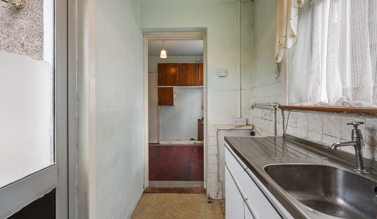 6 Beechwood Park, Ballinlough - interior-8