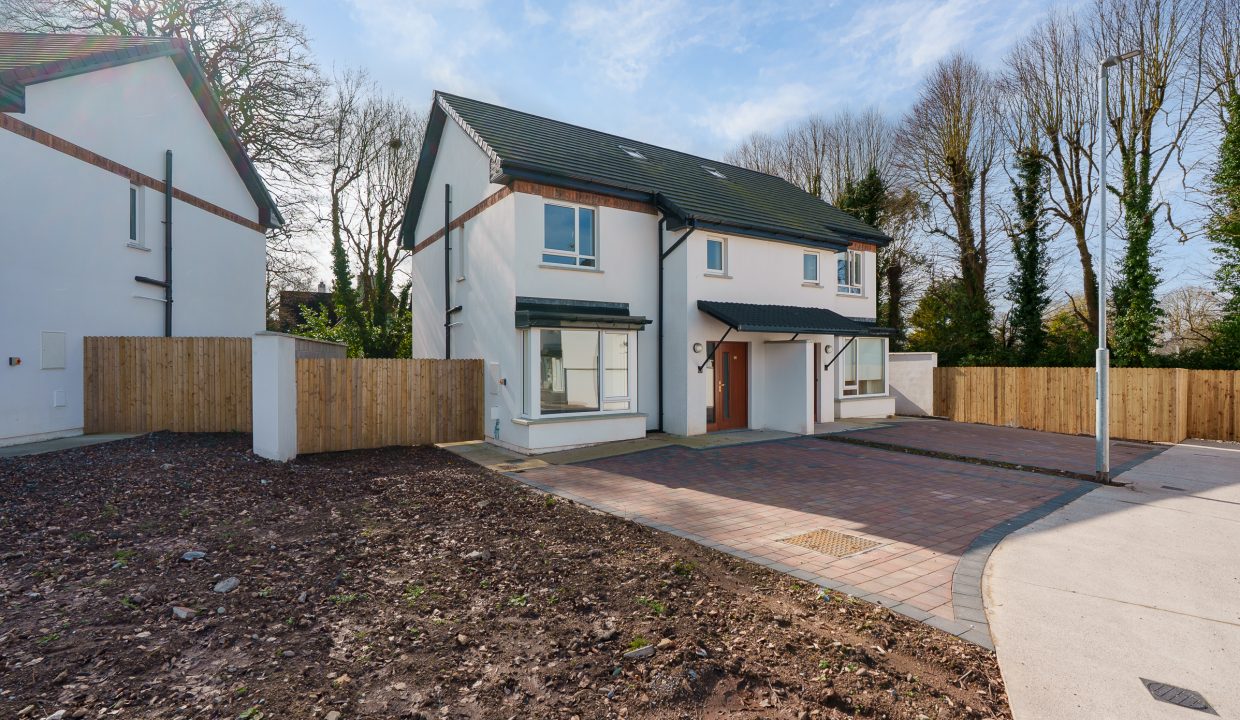 86 Cluain Cairn - exterior-7