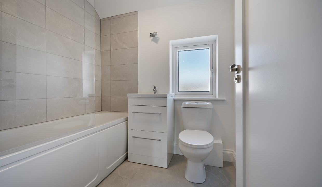 86 Cluain Cairn - interior-17