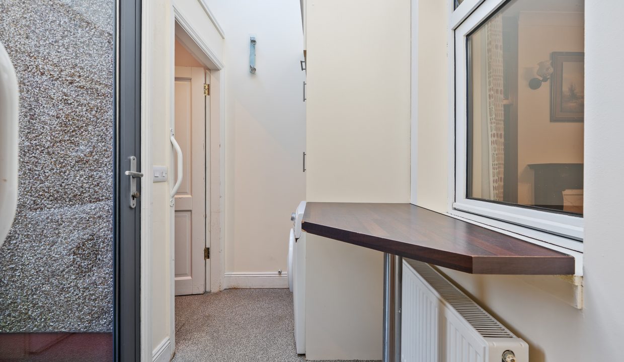 Carisbrook, 1 Fairy Ville - interior-17