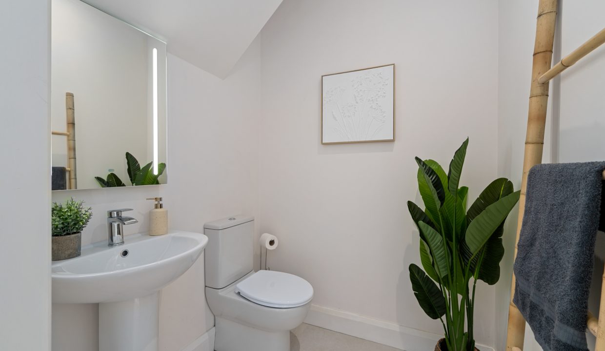 04.13 12 The Cedars, Lackenroe, Glounthaune, Co. Cork - ERA - H-Pix WEB 14