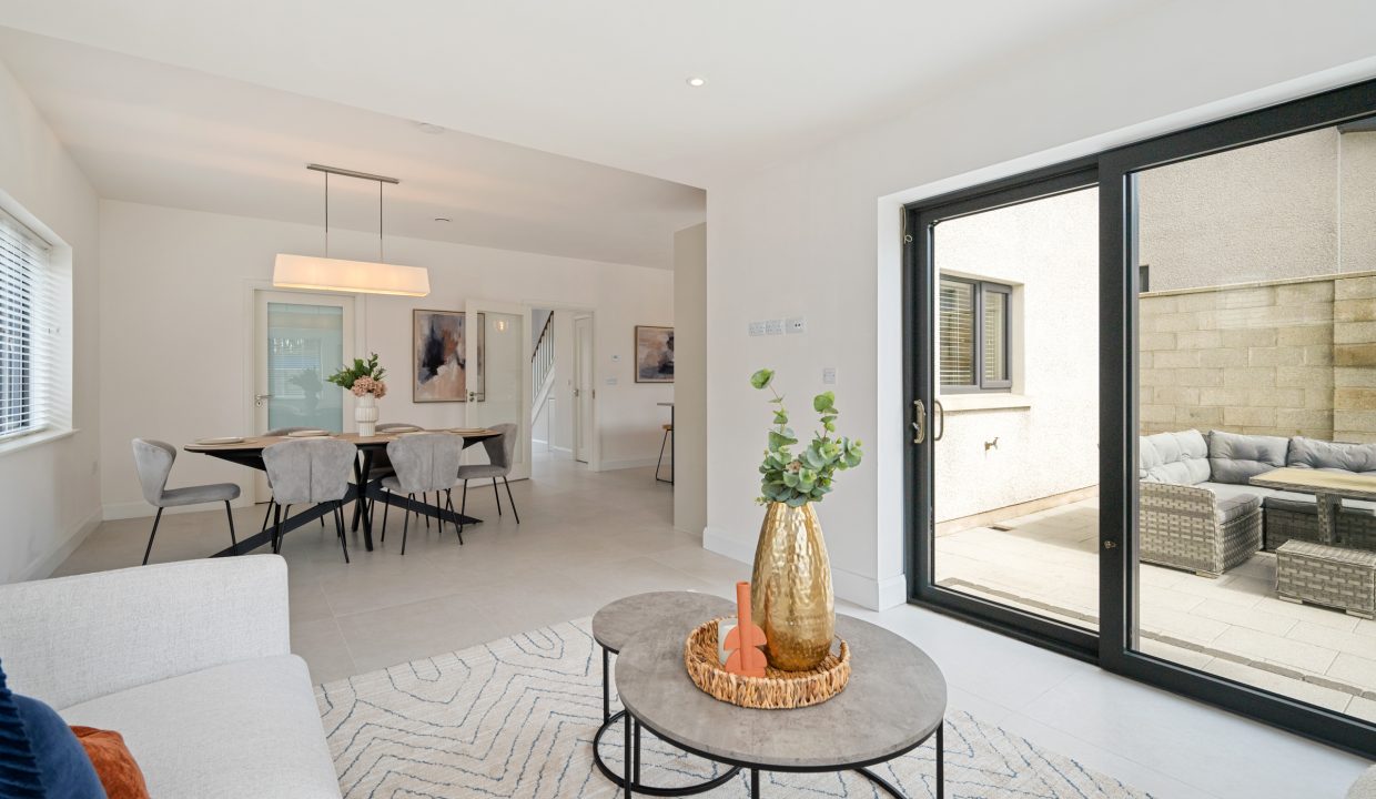 04.13 12 The Cedars, Lackenroe, Glounthaune, Co. Cork - ERA - H-Pix WEB 24