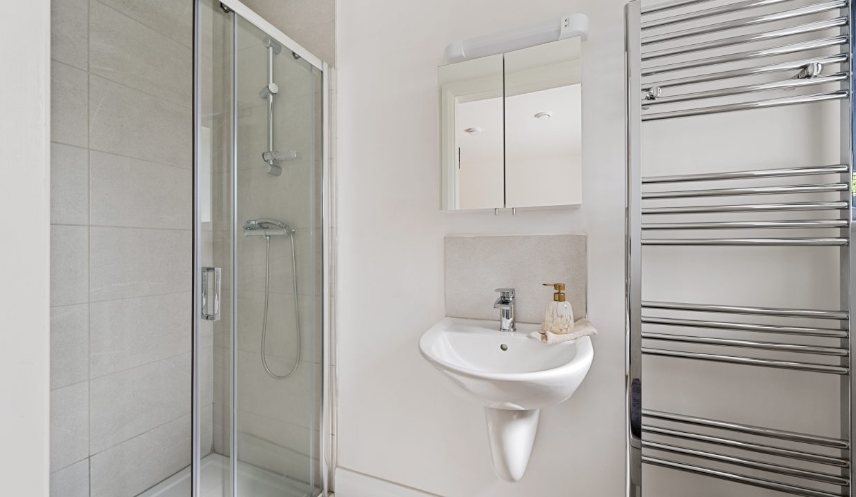 04.13 12 The Cedars, Lackenroe, Glounthaune, Co. Cork - ERA - H-Pix WEB 35