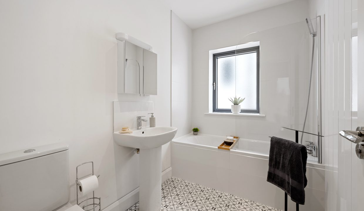 04.13 12 The Cedars, Lackenroe, Glounthaune, Co. Cork - ERA - H-Pix WEB 38