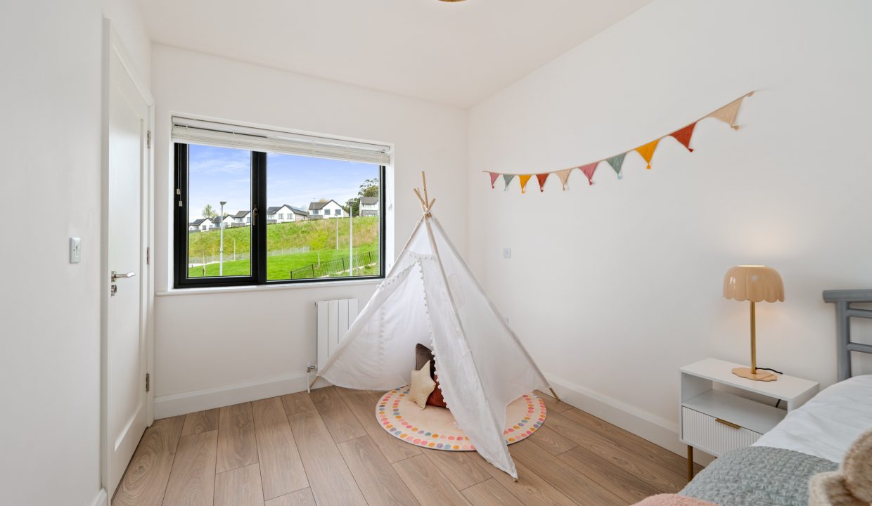 04.13 12 The Cedars, Lackenroe, Glounthaune, Co. Cork - ERA - H-Pix WEB 40