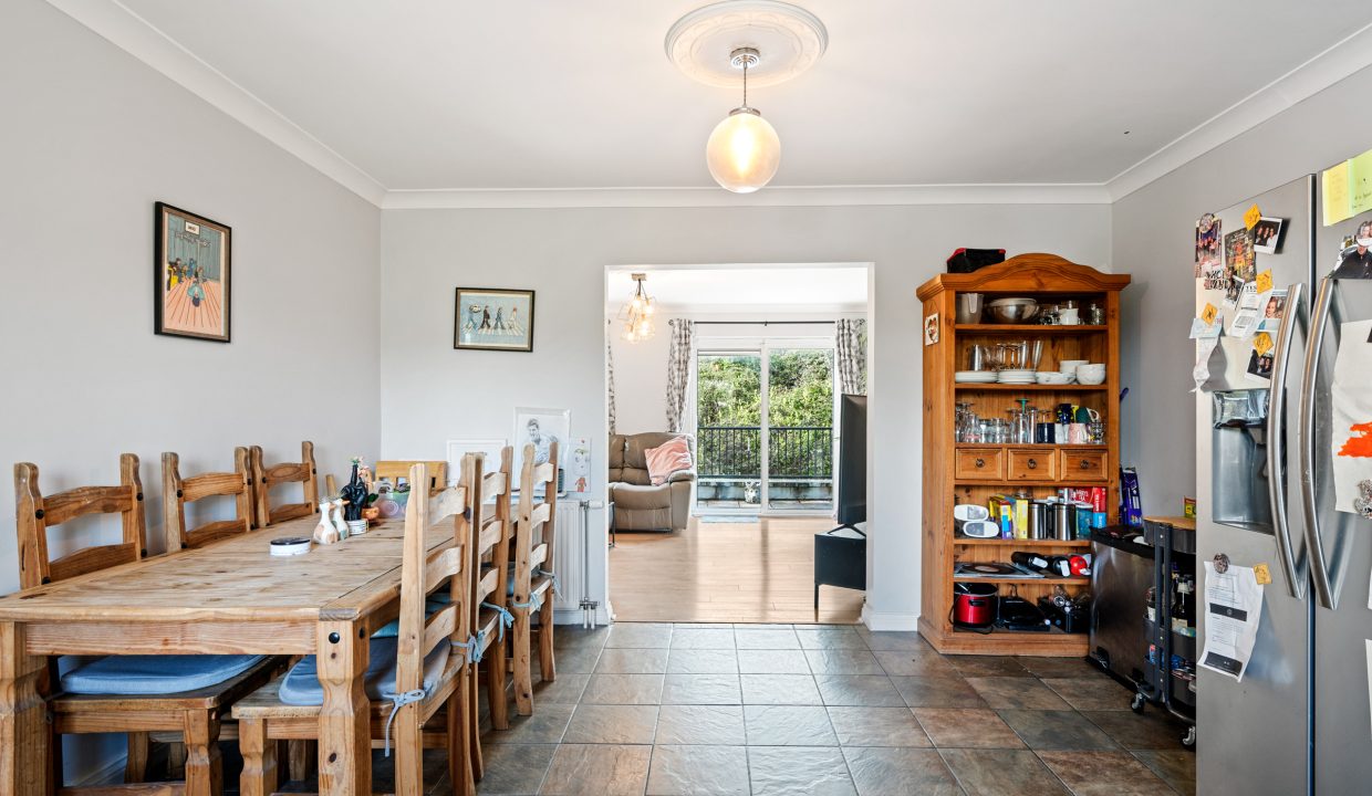 04.13 59 Heatherview, Glanmire - ERA - H-Pix WEB 04-2400px 300dpi-2