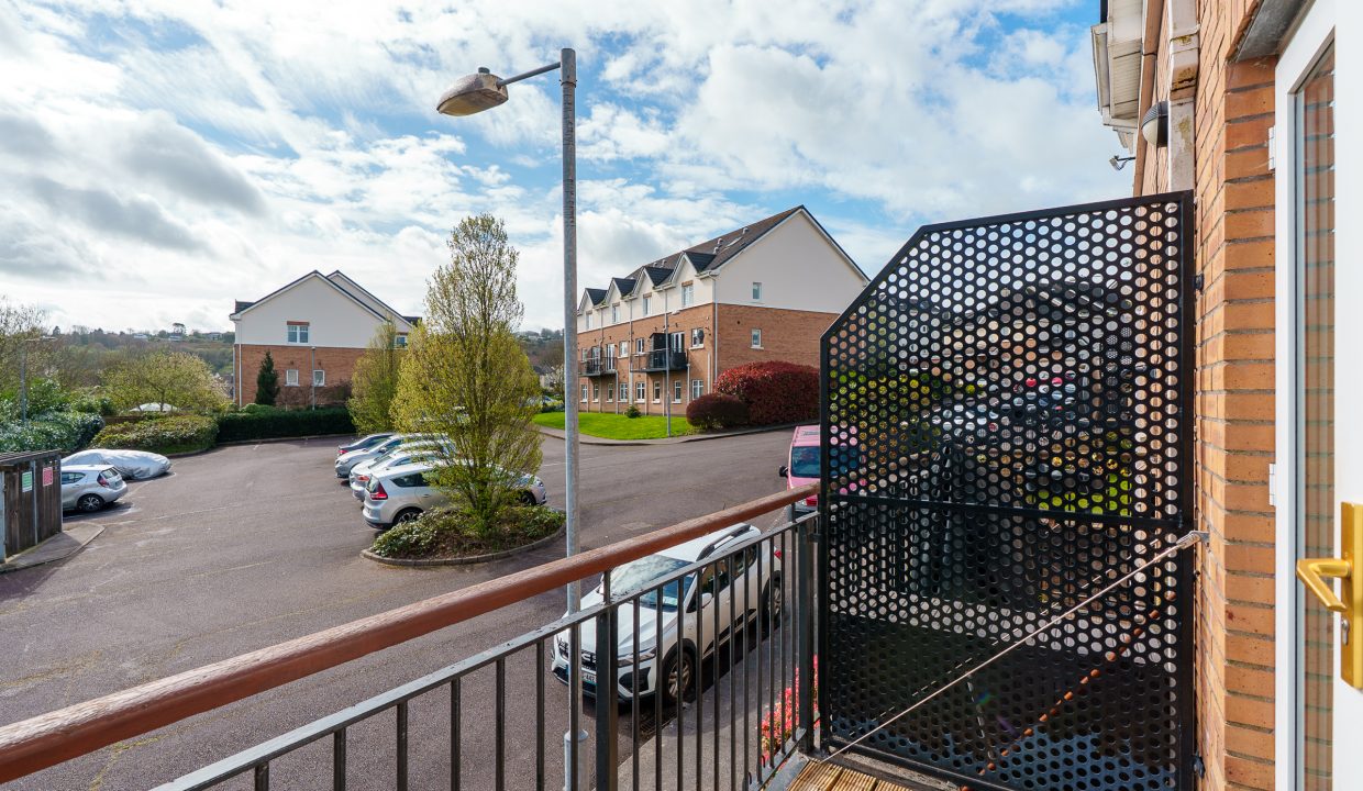 10 The Crescent - exterior-11