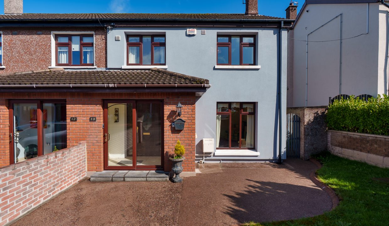 13 Parkwood Close - exterior-8