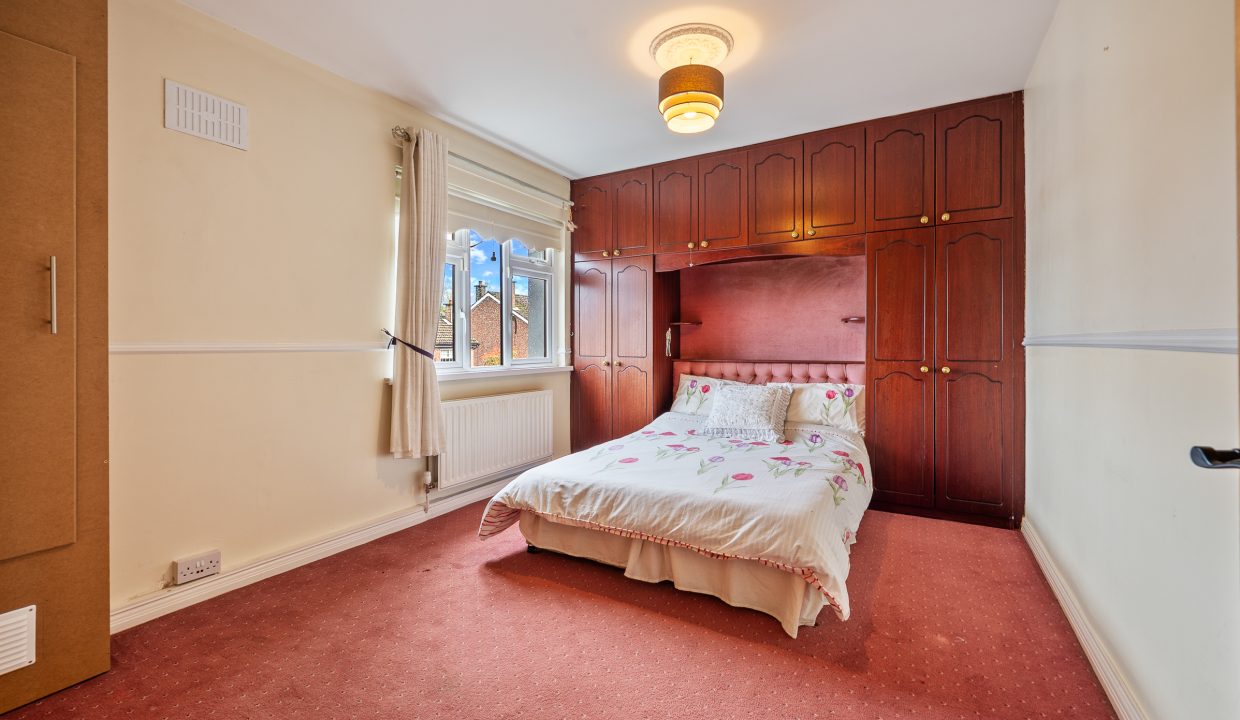 13 Parkwood Close - interior-19