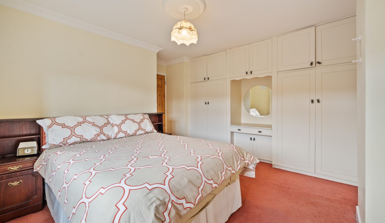 13 Parkwood Close - interior-24